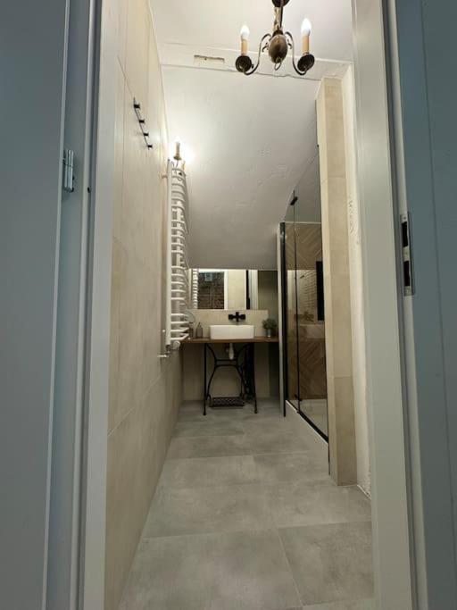 Chillout Apart 4 Bedrooms Varsavia Esterno foto