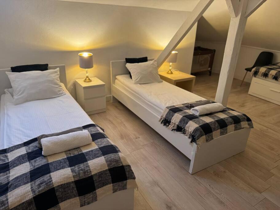 Chillout Apart 4 Bedrooms Varsavia Esterno foto